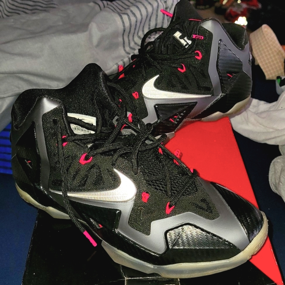 Nike LeBron Miami Nights